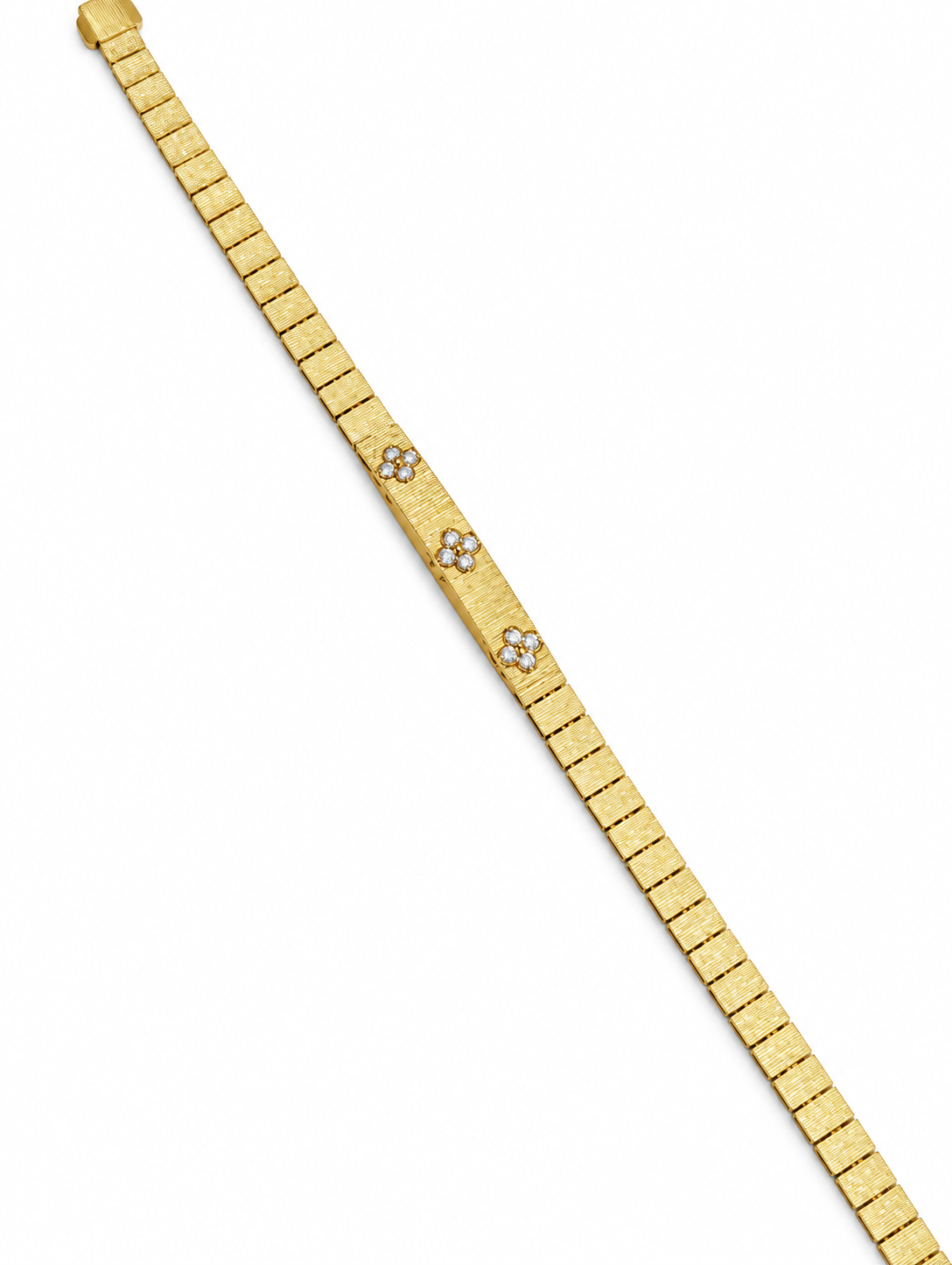 8573